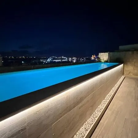 Beautiful With A Gorgeous View ! Apartment Cospicua